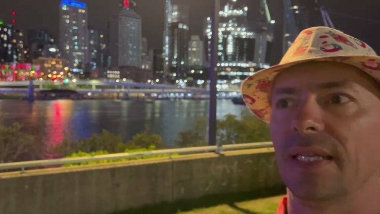Procházka noční Brisbane