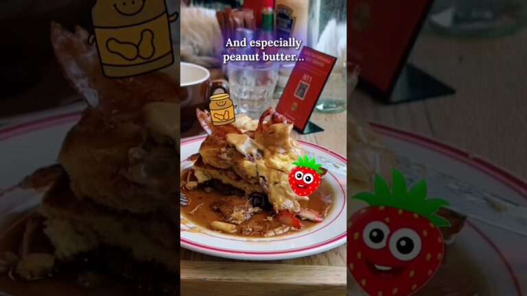 😱 AMERICAN BREAKFAST IN ICELAND 🇮🇸 What is it? And How Much Does It Cost? 🤑